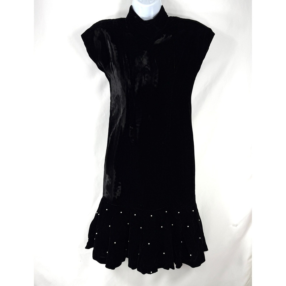 Taurus Nites Petites Black Velvet Dress Pearl Flounce‎ Size 6 Romantic Glam Luxe